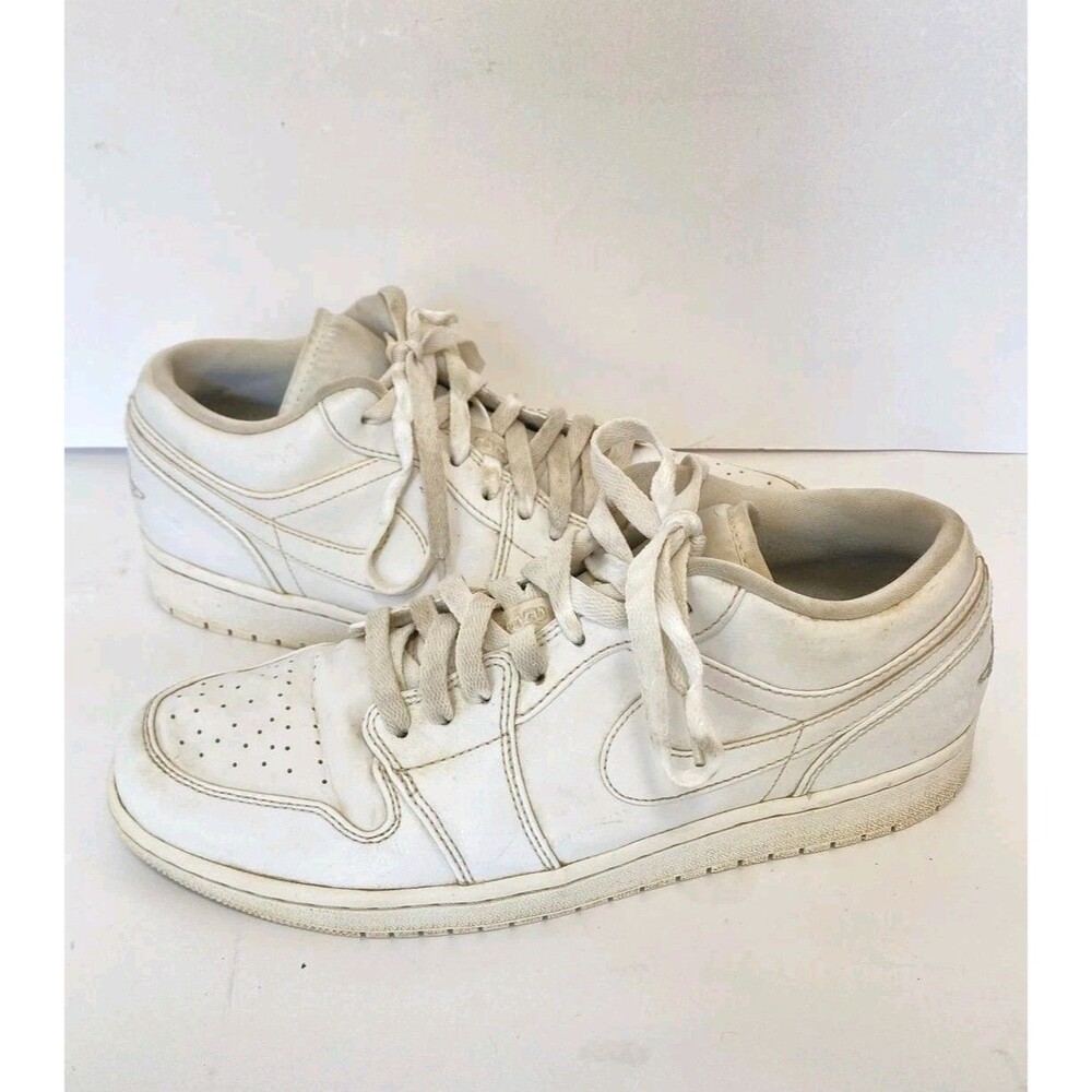 Nike Air Jordan Shoes Mens Size 9.5 1 Low Triple White 553558-120